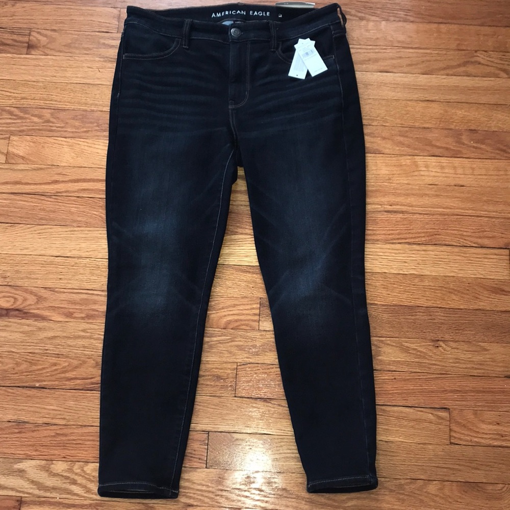 NWT American Eagle Outfitters Super Soft Jegging